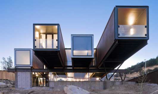 Caterpillar House - Chile Houses