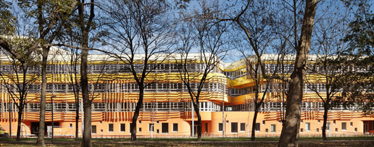 Law Faculties and Central Administration Buildings in Vienna  by Peter Cook Architect